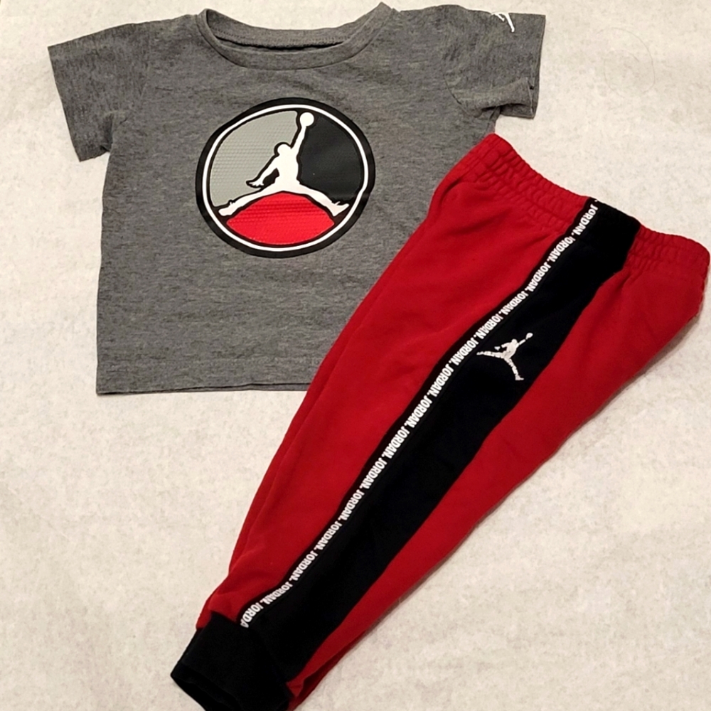Jordan grey tee shirt with red sweatpants/joggers